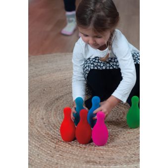 Jeu de Bowling avec quilles