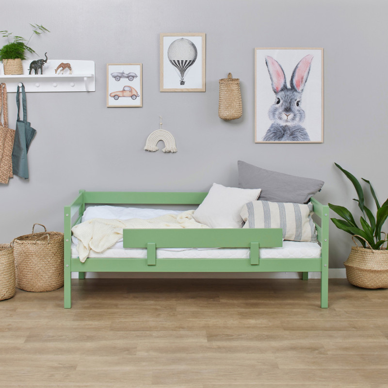 Lit junior ECO Comfort 70x160 avec barrière de sécurité, Vert Pâle