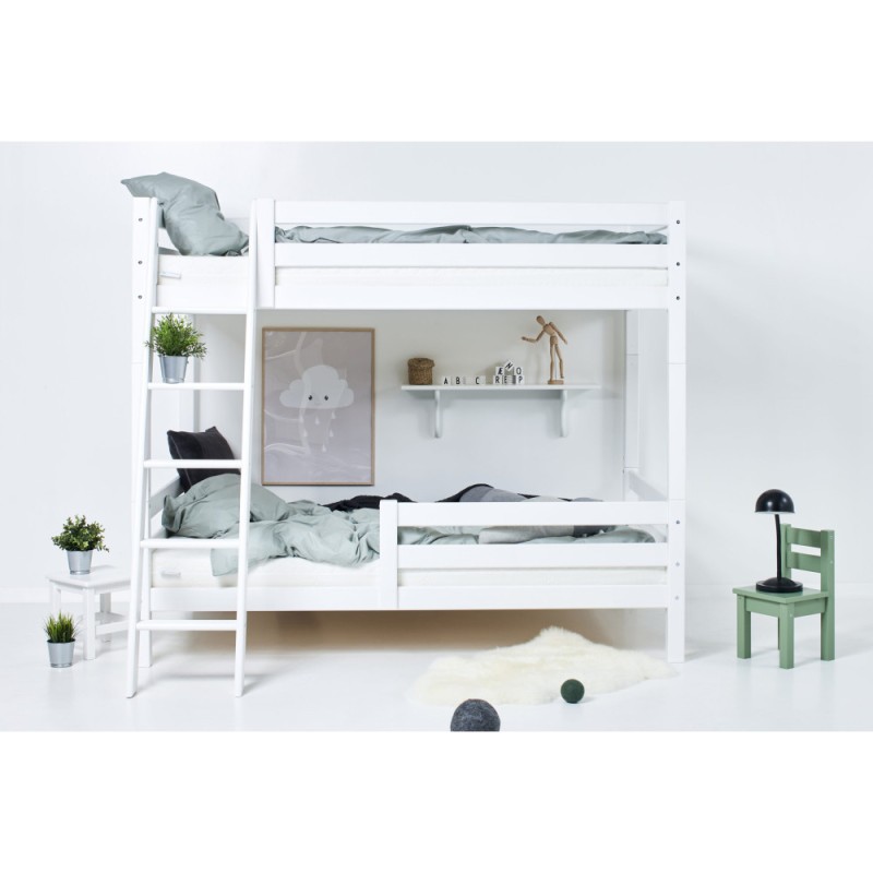 Lit superposé de luxe Hoppekids ECO avec échelle inclinée et 1/2 barrière de lit 120x200 cm, Blanc