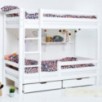 Lit superposé de luxe ECO Hoppekids avec échelle et 1/2 barrière de lit 90x200 cm, Blanc Lit superposé de luxe ECO Hoppekids avec échelle et 1/2 barrière de lit 90x200 cm, Blanc