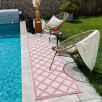 Tapis d'intérieur et d'extérieur motifs losange rose 120 X 160 cm Tapis d'intérieur et d'extérieur motifs losange rose 120 X 160 cm